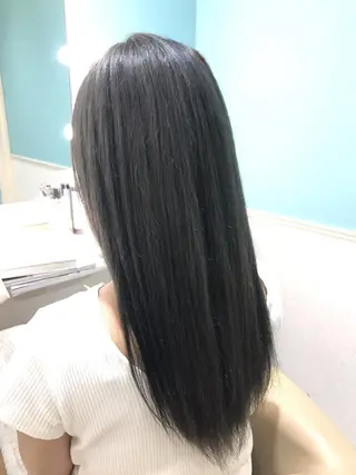 ロング salowin 原宿 aroa所属・韓国／ハッシュカット ／透明感カラー／金野のヘアスタイル