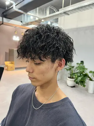 メンズ 金子勇希🔥パーマ 比率90%以上🔥のヘアスタイル