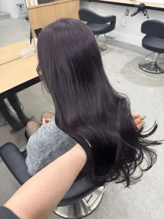 ロング カラー 暗髪🩶ラベンダー/ ブルー/ユウナ🤍のヘアスタイル