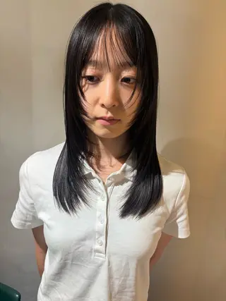 ミディアム mio／ 大阪美容室のヘアスタイル