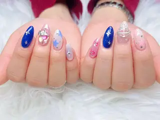 ネイル H’ami nailsalon 新大久保店所属・リサ 長さだし✨のネイルデザイン