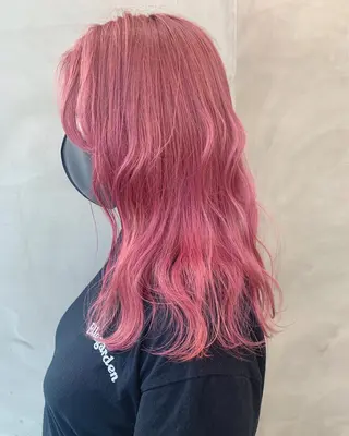 セミロング カラー ブームボックス所属・🐝ハイトーンカラー hachi🐝のヘアスタイル