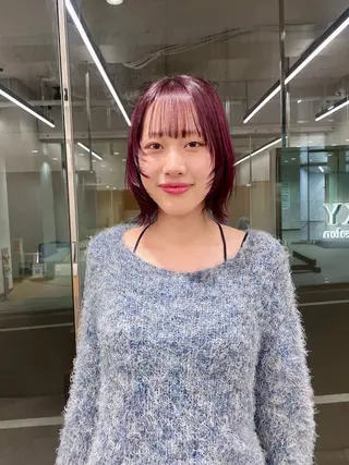 ショート カラー ボブ・レイヤーカット TAIGAのヘアスタイル