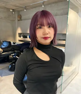 ミディアム Qin share salon 原宿店所属・🫧艶ハイトーン 特化🫧ライヤのヘアスタイル