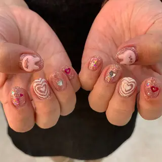 ネイル 栗田 ゆう子のネイルデザイン