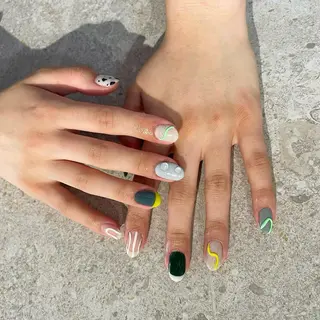 ネイル esby Loely MIZUKIのネイルデザイン