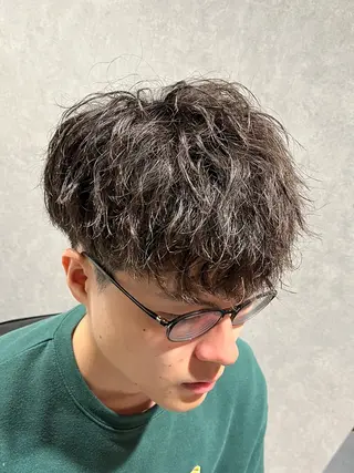 ミディアム CuMARi所属・予約の95%パーマ 🌈men's専門店のヘアスタイル