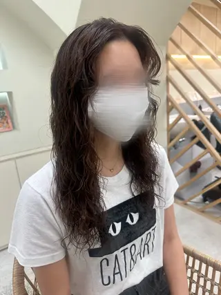ロング パーマ fore所属・赤熊 咲良 🦔ྀིのヘアスタイル