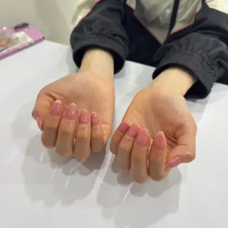 ネイル 深井 聖羅のネイルデザイン