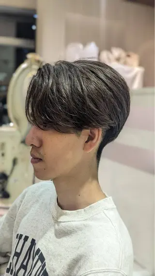 ショート パーマ メンズ 根本 剛史のヘアスタイル