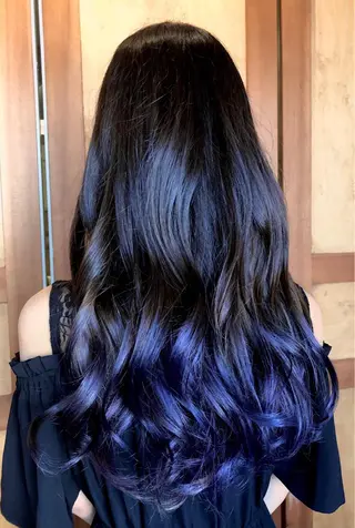 ロング カラー オオシロ ユウマのヘアスタイル