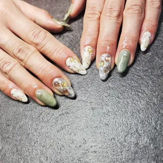 ネイル Lea,Nail所属・松橋 愛のネイルデザイン