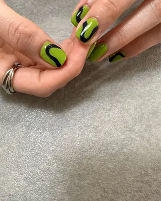 ネイル kiii.__ ✴︎*のネイルデザイン