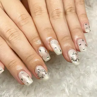 ネイル 鈴木 華乃のネイルデザイン