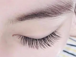 マツエク・マツパ N33大阪(エヌサース)所属・江草 茉珠紀のマツエク・マツパデザイン