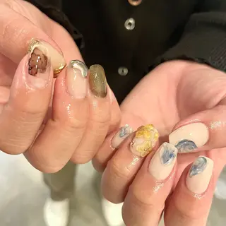 ショート m kaori𓃟のネイルデザイン