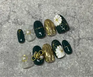 ネイル 二見 晴香のネイルデザイン