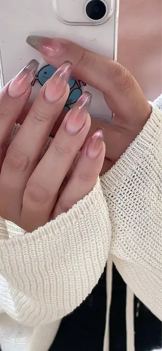 ネイル Me d'eau所属・Me d'eau Rinaのネイルデザイン