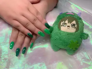 ネイル ガールネイルサロン所属・ガール　ネイルサロン 垣内　英里のネイルデザイン