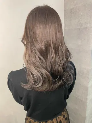 セミロング _WHITE+ 南海難波店のヘアスタイル