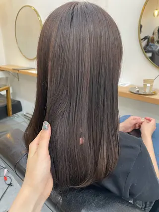 セミロング カラー 高梨 菜々のヘアスタイル