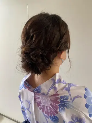 セミロング ヘアアレンジ 青とそら いしざかのヘアスタイル