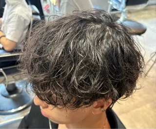 パーマ EIGHT MEN 池袋西口店所属・メンズパーマ特化 池袋西口　尾形　龍哉のヘアスタイル