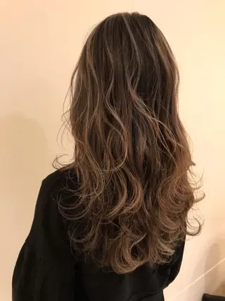 ロング カラー シールエクステ⭐️ オオミタクヤのヘアスタイル