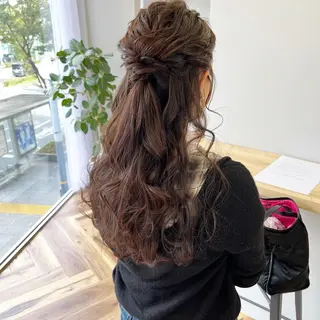 ヘアアレンジ 金城 二千夏のヘアスタイル