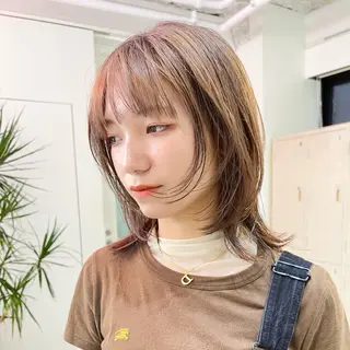 カラー 艶髪ハイトーン× ボブ🥣アイネのヘアスタイル