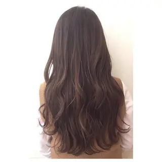 セミロング ロング カラー TOMOYAレイヤー ブリーチ縮毛矯正のヘアスタイル