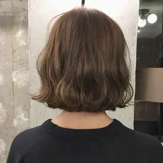 ショート カラー パーマ 森山 陽菜のヘアスタイル