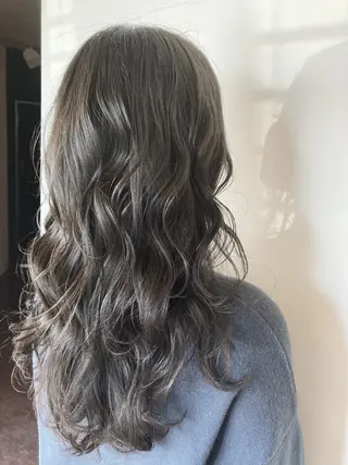 ロング カラー ペッツ本店 スタイリスト増田ゆきのヘアスタイル