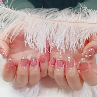 ネイル YUYI.nail salon所属・Mi Naのネイルデザイン