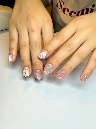 ネイル 濱岡 咲のネイルデザイン