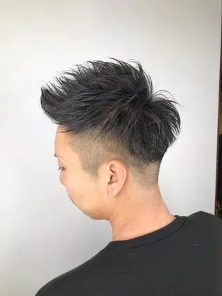 ショート メンズ インナーカラー/ ストレート/奥野洸也のヘアスタイル