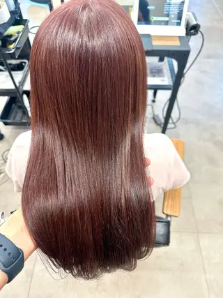 カラー 秦 海来のヘアスタイル