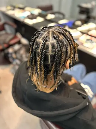 ミディアム ヘアアレンジ メンズ ブラックヘア🧜‍♂ 😈itsuki👿のヘアスタイル