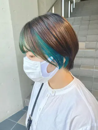 ショート カラー エクステ／インナー カラー 礒野朱里のヘアスタイル