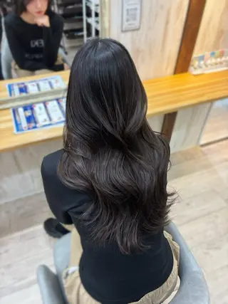 ロング カラー 越冨 晃平のヘアスタイル