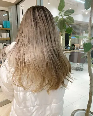ロング カラー 🩶横浜美容室 透明感カラー✝️るみのヘアスタイル