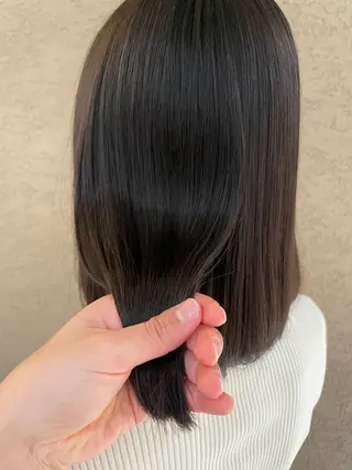 ミディアム特化 /透明感カラーmoeのヘアスタイル