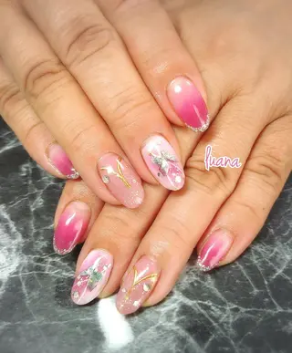 ネイル LUANA  TAKAHASHIのネイルデザイン
