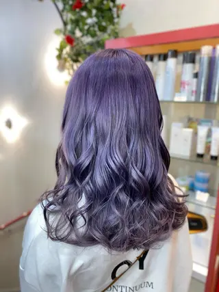 セミロング ゆぴ☾‪/推しカラー /ハイトーンのヘアスタイル