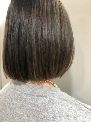ミディアム 白土 さくらのヘアスタイル