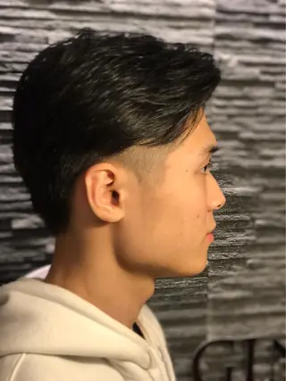 ショート プレミアムバーバー銀座所属・河西 澪花12/6御茶ノ水のヘアスタイル