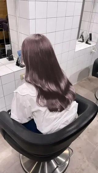 ロング カラー 透けるやわらか艶髪♡ ナチュラルストレートのヘアスタイル