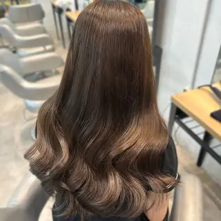 カラー ツヤ感ベージュカラー RIKO🎀‎🤍のヘアスタイル