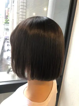 ショート カラー 髪質改善&ブリーチ 伊勢 祐一郎のヘアスタイル