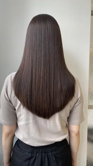 ロング Eleanor 立川南口店のヘアスタイル